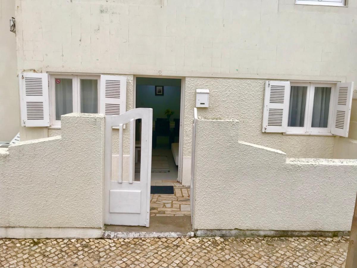 Casa Do Cao Da Praia Do Furadouro Овар Екстер'єр фото